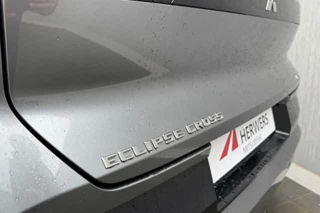 Mitsubishi Eclipse Cross (2025) thumbnail 46