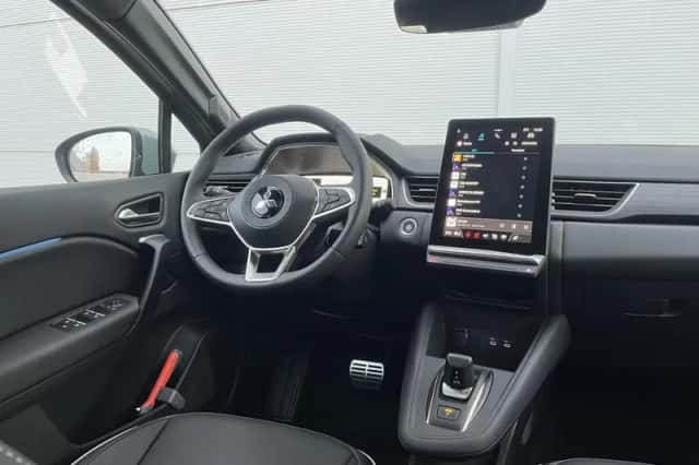 Mitsubishi Grandis (2025) thumbnail 2