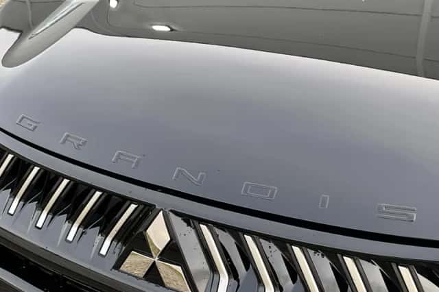 Mitsubishi Grandis (2025) thumbnail 18