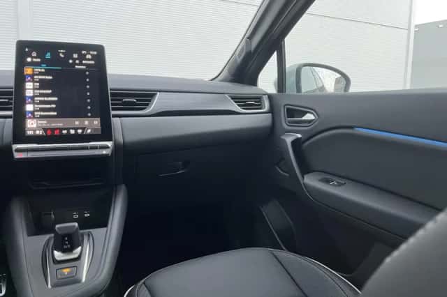 Mitsubishi Grandis (2025) thumbnail 31