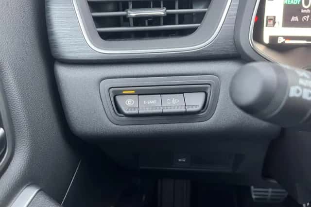 Mitsubishi Grandis (2025) thumbnail 10