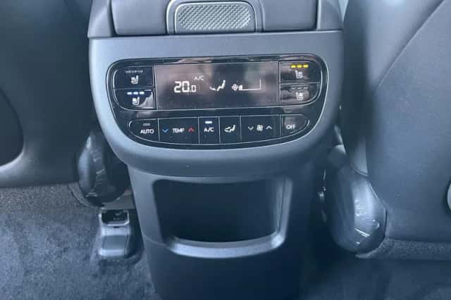 Hyundai Ioniq 9 (2026) thumbnail 4
