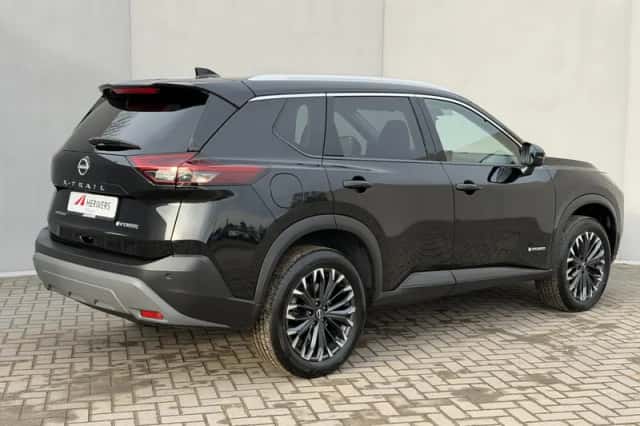 Nissan X-Trail (2024) thumbnail 3