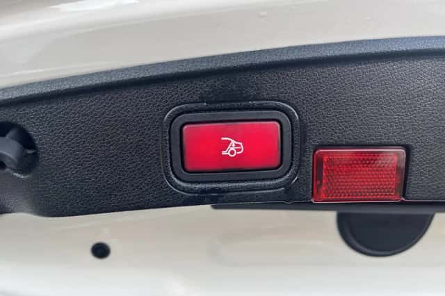 Mercedes-Benz C-Klasse (2020) thumbnail 36