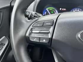 Hyundai Kona (2022) thumbnail 14