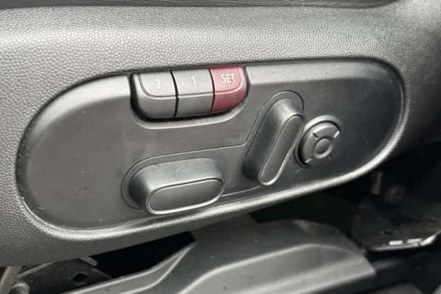 MINI Countryman (2023) thumbnail 11
