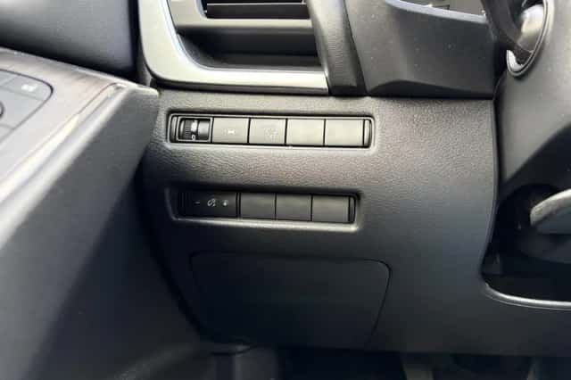 Nissan Qashqai (2022) thumbnail 12