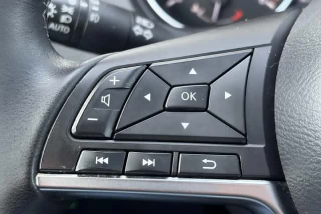 Nissan Qashqai (2021) thumbnail 11