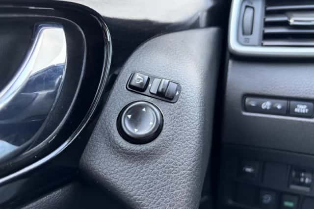 Nissan Qashqai (2021) thumbnail 14