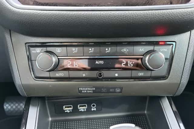 SEAT Arona (2018) thumbnail 4