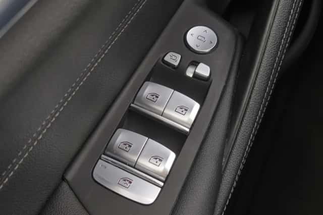 BMW 5-Serie (2023) thumbnail 19