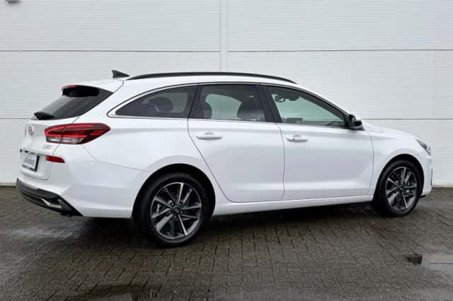 Hyundai i30 (2026) thumbnail 3