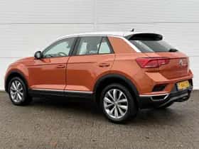 Volkswagen T-Roc (2019) thumbnail 24
