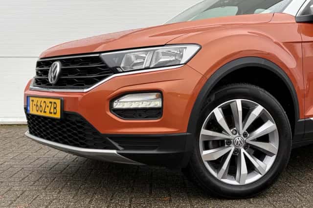 Volkswagen T-Roc (2019) thumbnail 39