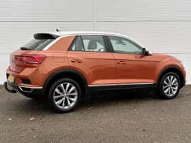 Volkswagen T-Roc (2019) thumbnail 6