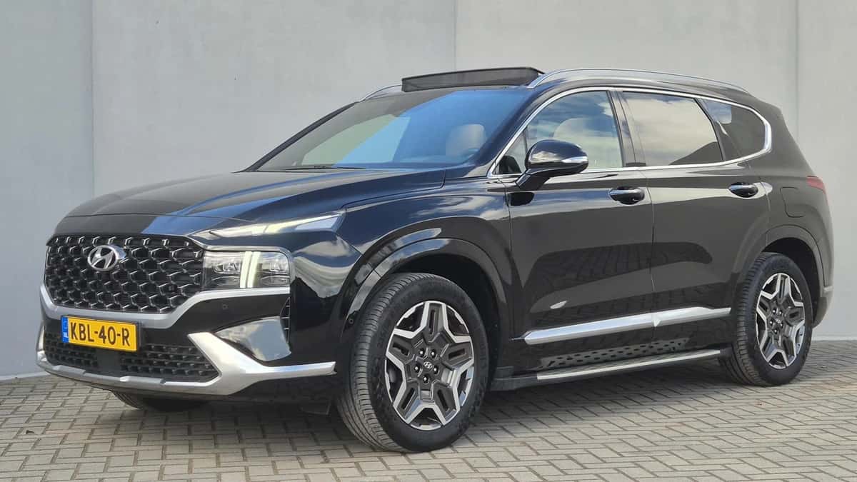 Hyundai Santa Fe (2022) — foto 1