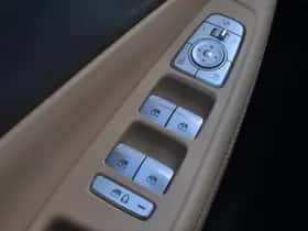 Hyundai Santa Fe (2022) thumbnail 23