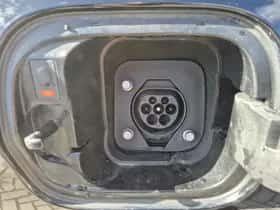 Hyundai Santa Fe (2022) thumbnail 30