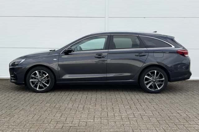 Hyundai i30 (2022) thumbnail 9