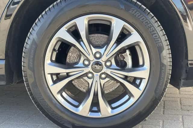 Ford Kuga (2023) thumbnail 17