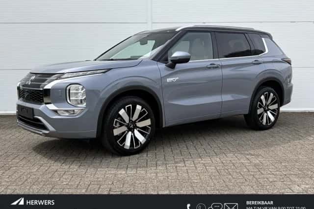 Mitsubishi Outlander (2026) thumbnail 1