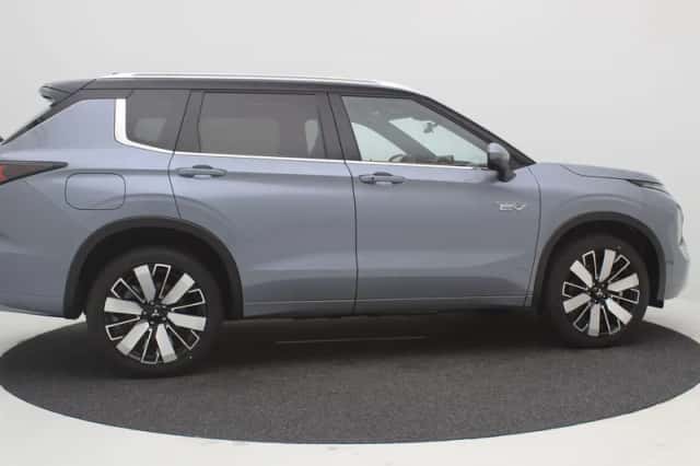 Mitsubishi Outlander (2026) thumbnail 11