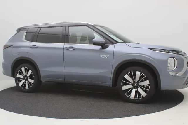 Mitsubishi Outlander (2026) thumbnail 12