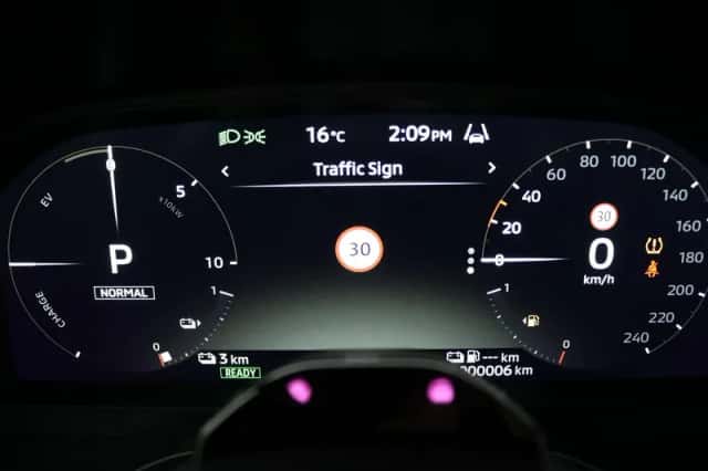 Mitsubishi Outlander (2026) thumbnail 13