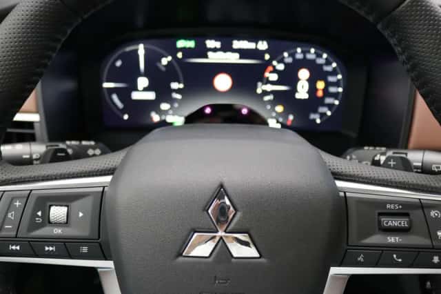 Mitsubishi Outlander (2026) thumbnail 17