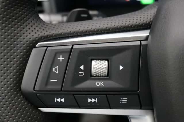 Mitsubishi Outlander (2026) thumbnail 37
