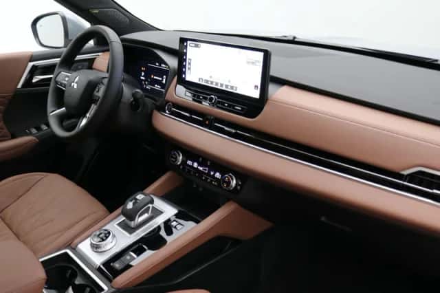 Mitsubishi Outlander (2026) thumbnail 56