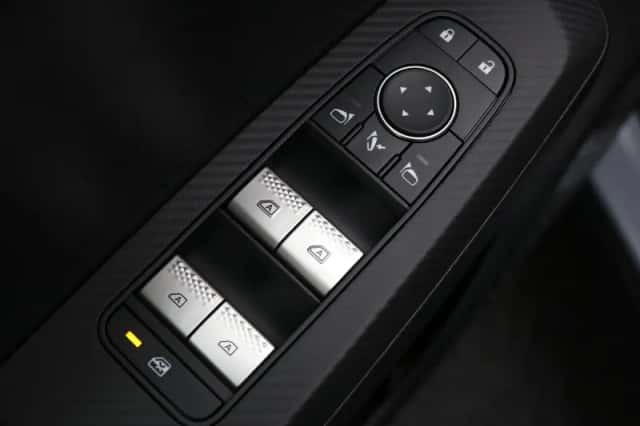 Mitsubishi Outlander (2026) thumbnail 7