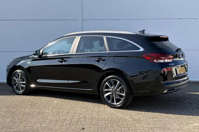 Hyundai i30 (2023) thumbnail 16
