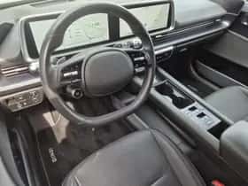 Hyundai Ioniq 6 (2023) thumbnail 19