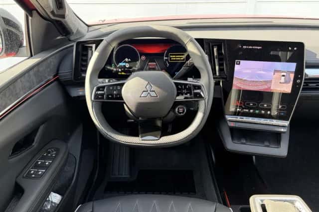 Mitsubishi Eclipse Cross (2026) thumbnail 2