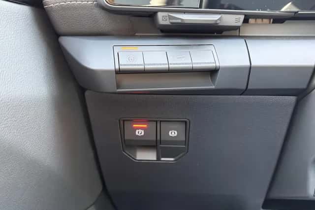 Mitsubishi Eclipse Cross (2026) thumbnail 10