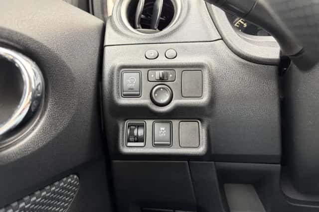 Nissan Note (2014) thumbnail 16