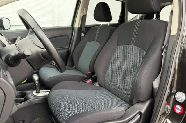 Nissan Note (2014) thumbnail 9