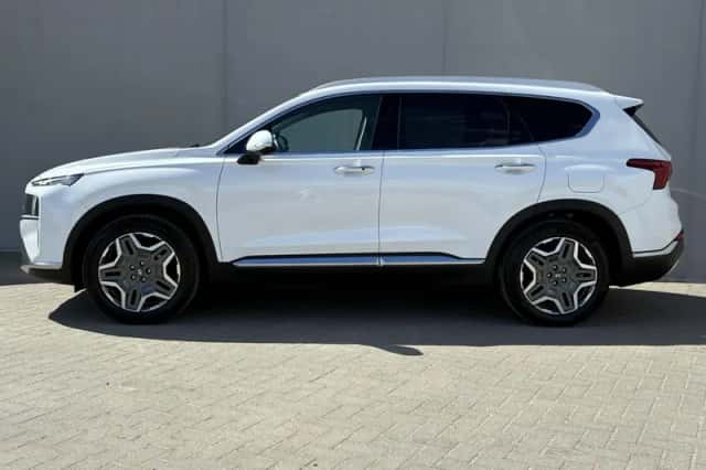 Hyundai Santa Fe (2022) thumbnail 10
