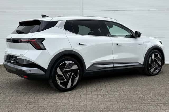 Mitsubishi Eclipse Cross (2026) thumbnail 3