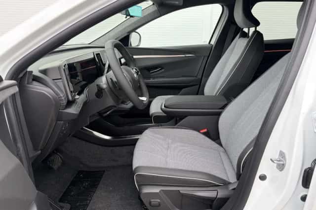 Mitsubishi Eclipse Cross (2026) thumbnail 28