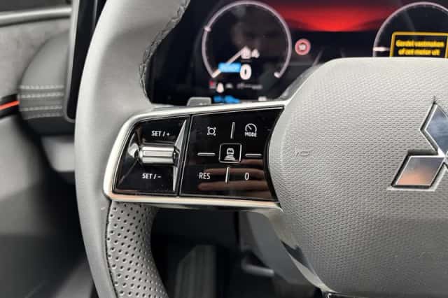 Mitsubishi Eclipse Cross (2026) thumbnail 8