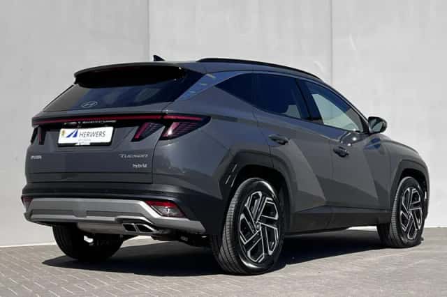 Hyundai Tucson (2024) thumbnail 3
