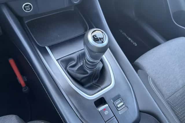 Nissan Qashqai (2023) thumbnail 24