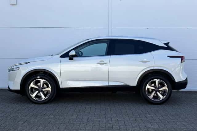Nissan Qashqai (2023) thumbnail 9