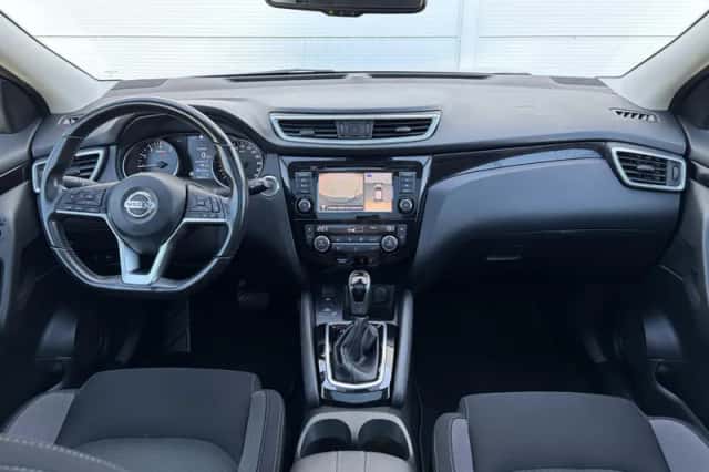 Nissan Qashqai (2020) thumbnail 2