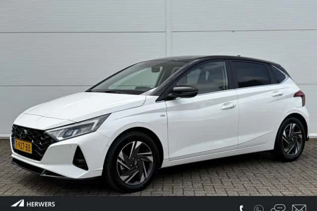 Hyundai i20 (2023) thumbnail 1