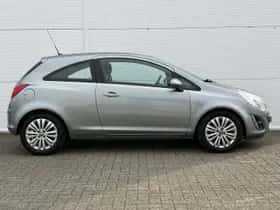 Opel Corsa (2012) thumbnail 22