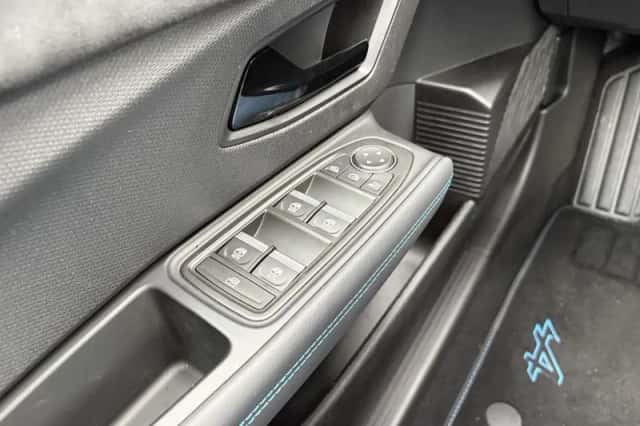 Renault Clio (2026) thumbnail 9