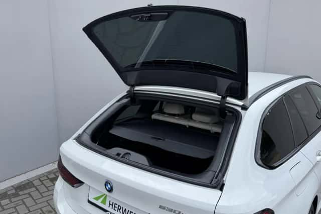 BMW 5-Serie (2023) thumbnail 50
